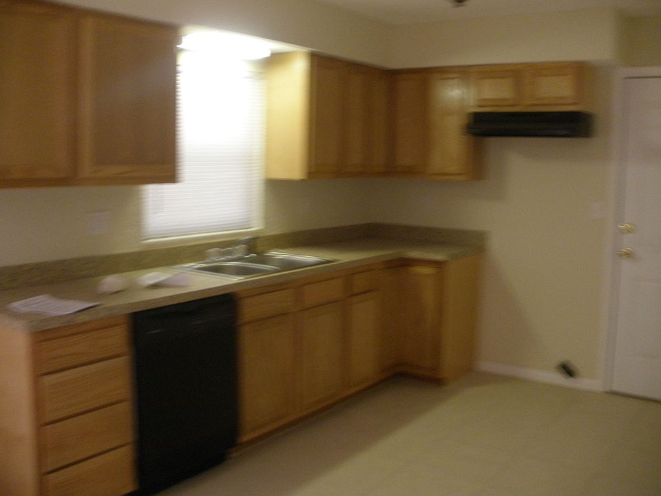 2nd image of 1704 Red Bay Ct