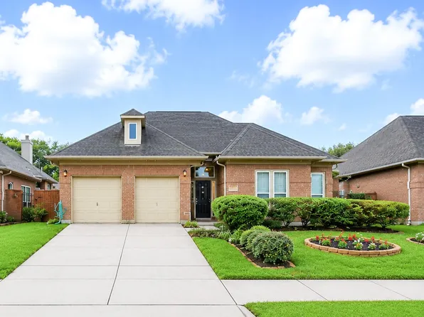 15838 Hillside Falls Trl, Houston, TX 77062