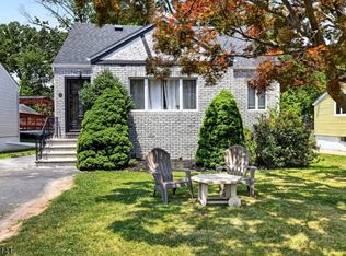 93 Gaywood Ave, Colonia, NJ 07067