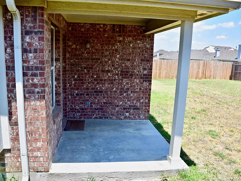1006 Abigail Dr — Photo 20