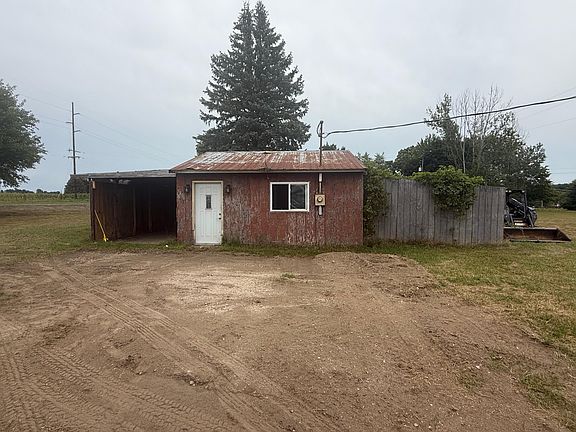 2nd image of 7573 County Farm Rd