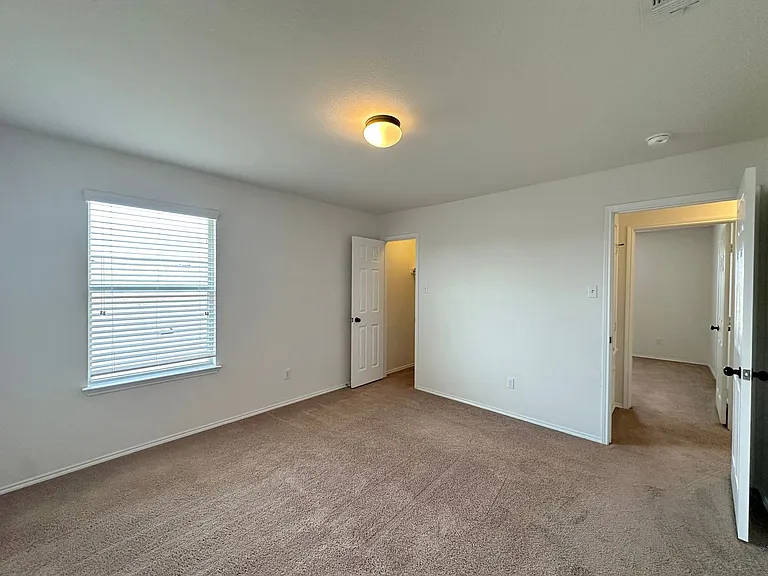 5304 Capricorn Loop — Photo 43