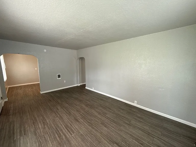 1237 Nandina St #1 — Photo 5