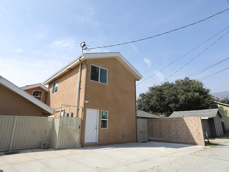 116 N Heliotrope Ave #A — Photo 15