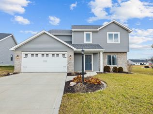 16814 Willow Ridge Trl, Fort Wayne, IN 46845