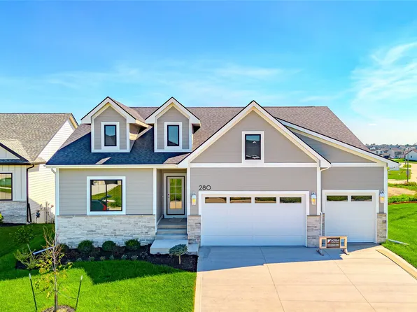 280 NW Montego Ct, Waukee, IA 50263