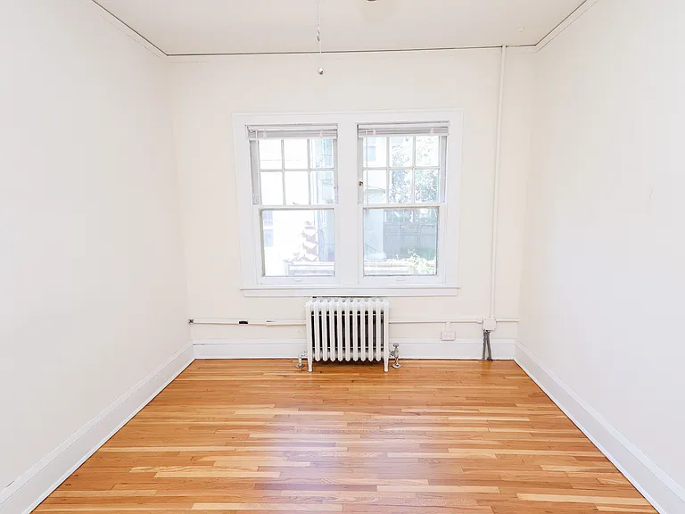 Grand Apartments | 3749 — Photo 9