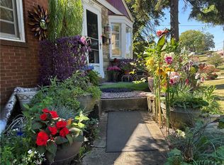 2247 Vermont Ave, West Mifflin, PA 15122