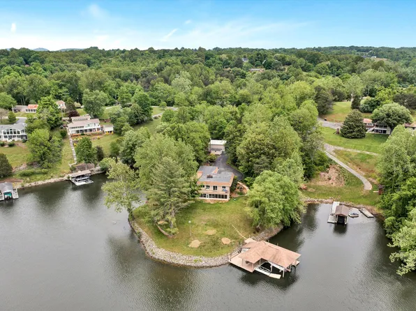 1060 Carters Island Rd, Goodview, VA 24095