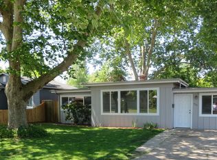 932 Kenyon St, Medford, OR