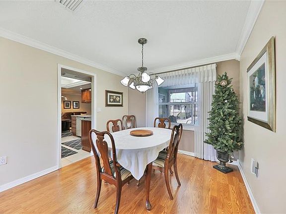 5th image of 1705 Cypress Ct
