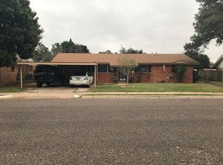 1128 Crescent Dr, Andrews, TX 79714