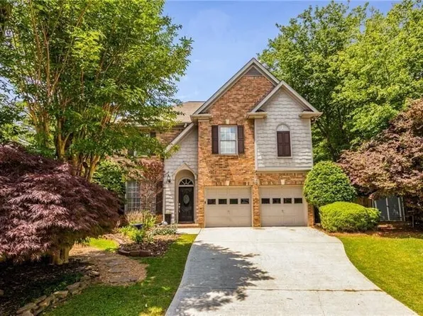 620 Sycamore Ridge Dr, Decatur, GA 30030