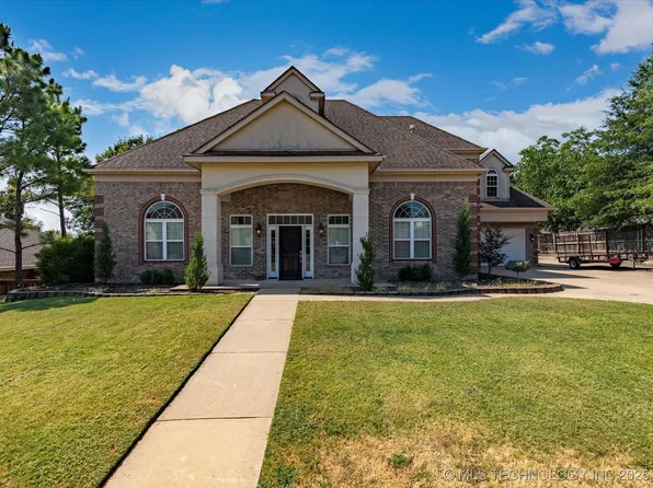 (undisclosed Address), Bartlesville, OK 74006
