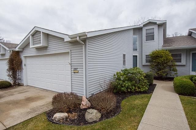 1st image of 1647 Woodfield Ct
