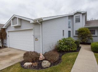 1647 Woodfield Ct, Elkhart, IN 46514