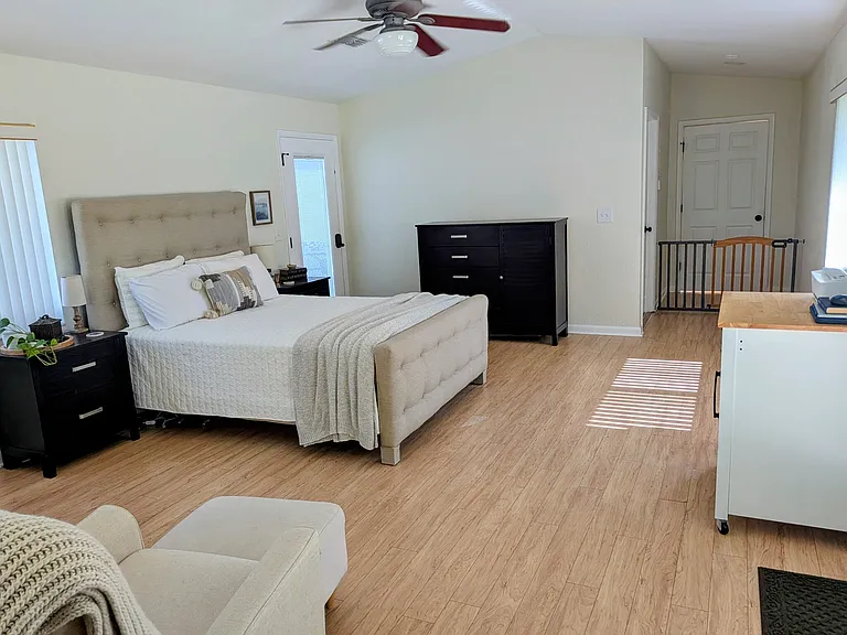 5740 Floy Dr — Photo 16