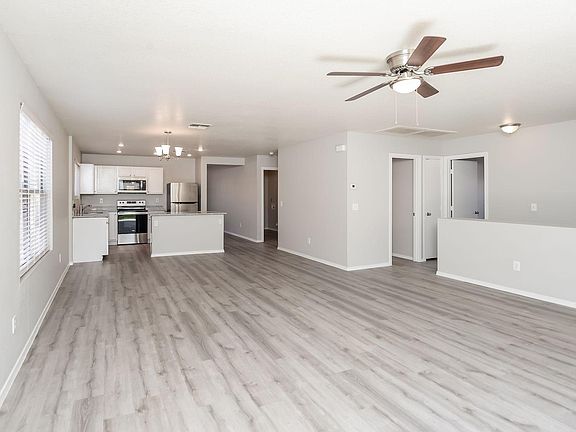 3rd image of 2749 W Allens Peak Dr