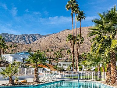 2727 S Sierra Madre 8 Palm Springs Ca 92264 Mls 219042990 Redfin