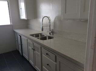 1122 Irolo St #1/2, Los Angeles, CA 90006