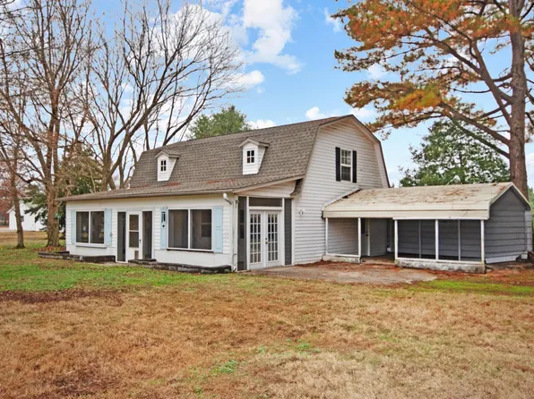 418 Powell St, Benton, KY 42025