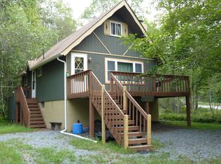 159 Shawnee Dr, Pocono Lake, PA 18347