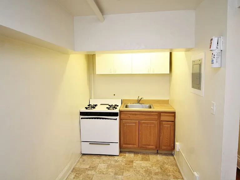 1224 Saint Paul St — Photo 4