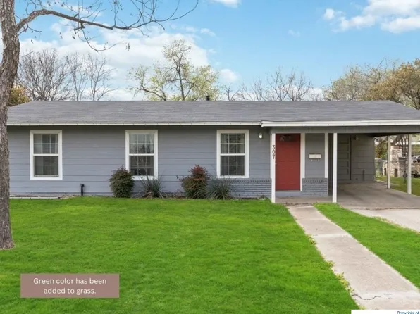 307 Hillcrest Dr, San Antonio, TX 78228