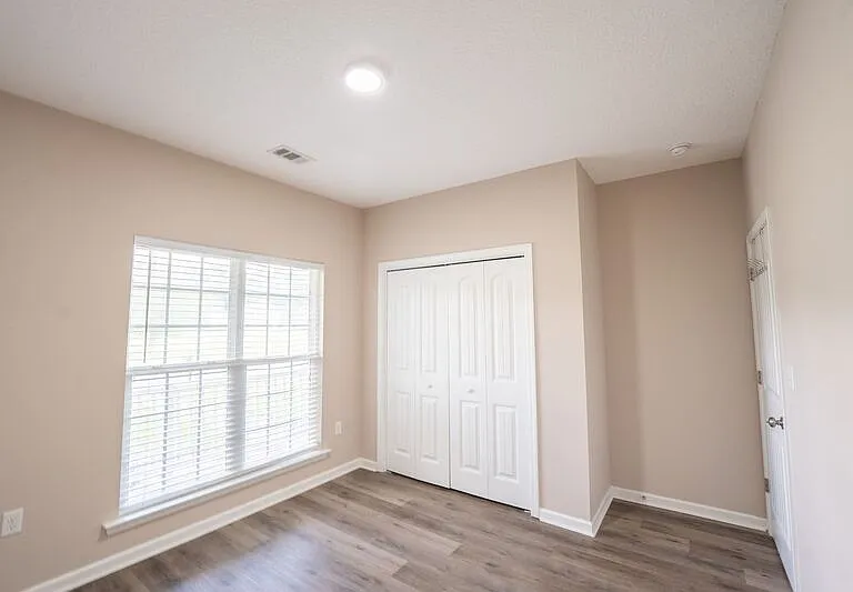 10 Arbors Cir — Photo 40