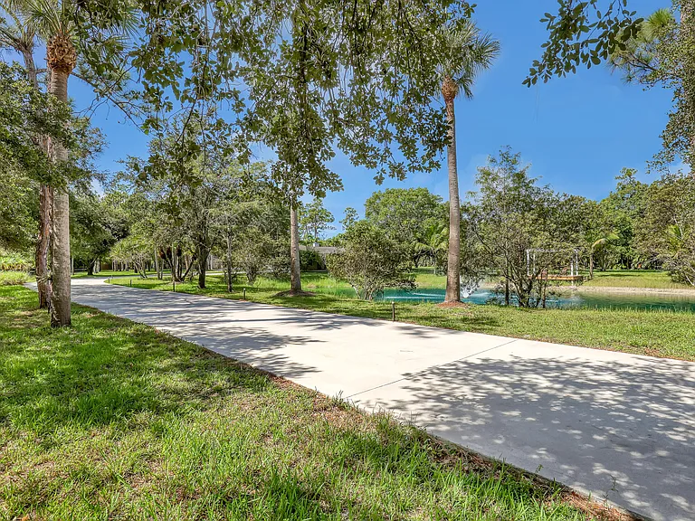 10780 Anderson Ln — Photo 5