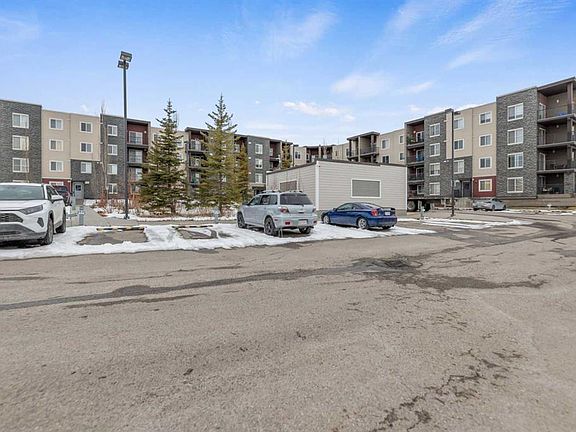 3rd image of 195 E Kincora Glen Rd NW #224