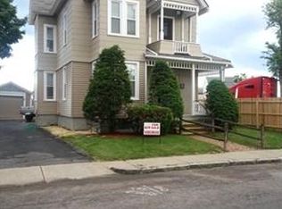 13 Hawthorne St, Springfield, MA 01105