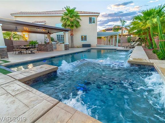 4th image of 498 Greenslopes Ct