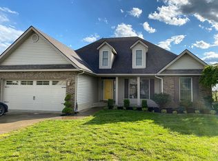 219 Hibiscus Ln, Winchester, KY