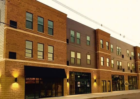 2nd image of 120 W Jefferson St #Caaaad503
