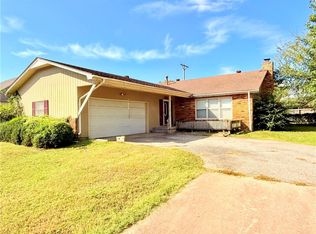 108 S Overlook Dr, Coffeyville, KS 67337
