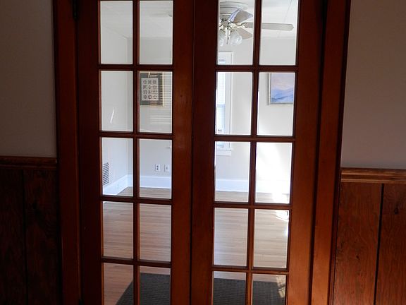 2nd image of 1 Crittenden St