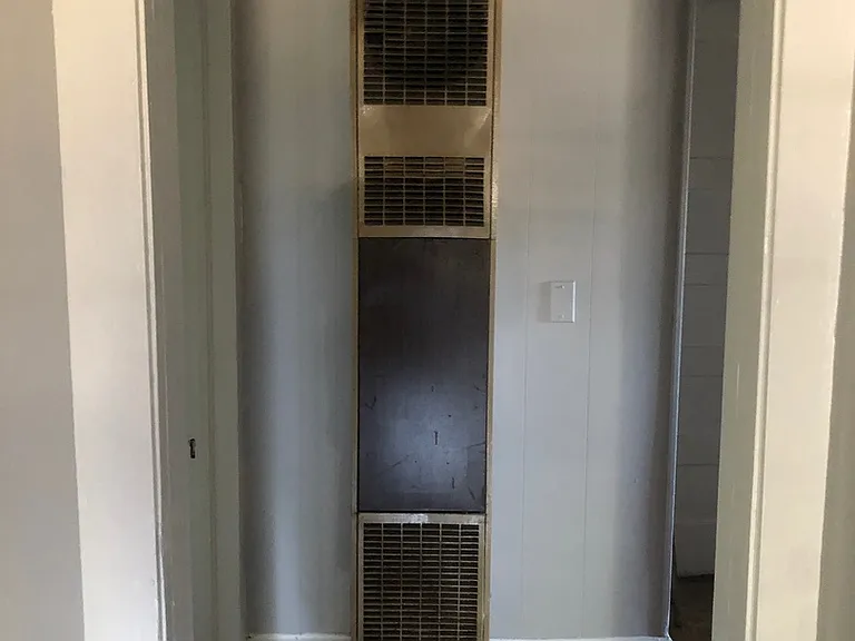 408 W Charlotte Ave — Photo 6