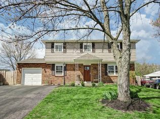 3380 Robin Hill Ct W, Columbus, OH 43223