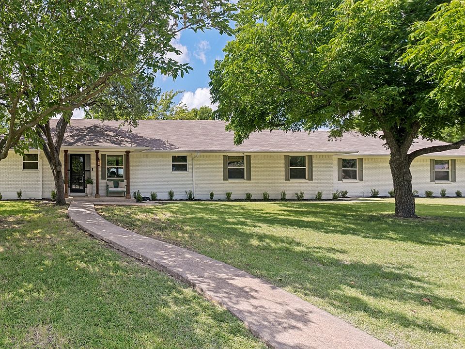 1st image of 2601 Sherri Ln