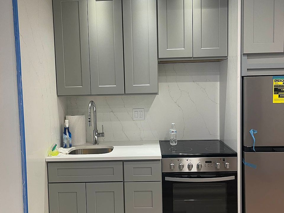 1st image of 314 41st St #606
