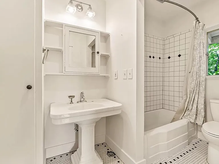 upstairs bathroom