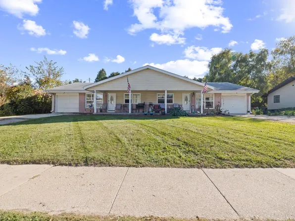 211 East Paradise DRIVE, West Bend, WI 53095