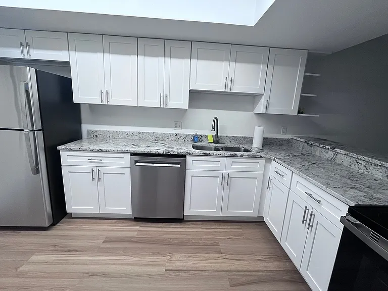 Kitchen has all brand new applicances.