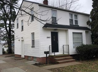 18412 Raymond St, Maple Heights, OH 44137