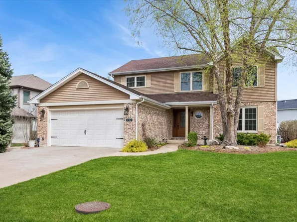 132 Ashcroft Dr, Bolingbrook, IL 60490