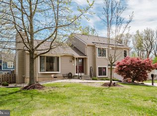 14 Snowball Ct, Mount Laurel, NJ 08054