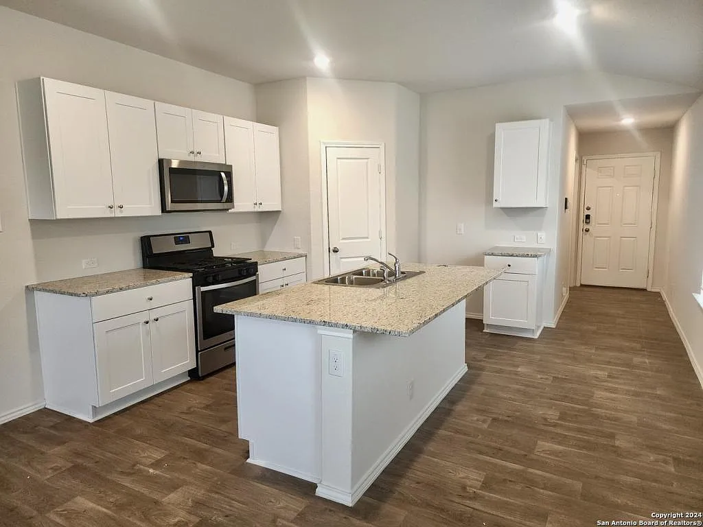 405 Middle Grn Lp — Photo 3
