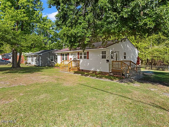 3rd image of 209 Dewitt Street