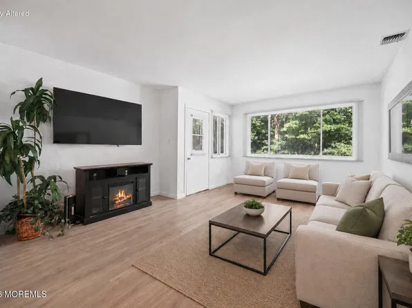 15 A Swan Street, Manchester, NJ 08759